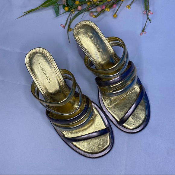 Farm Rio Block Heel Slide Sandal Womens Shoe
Metallic Gold Silver Size 6 - Picture 3 of 15